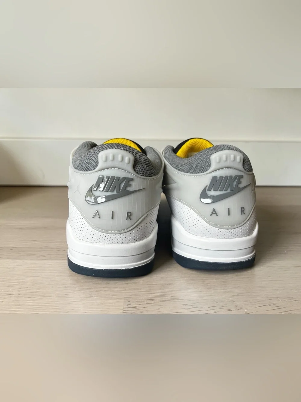Air Jordan 4 RM Premium Sneakers Size 12 (US) Brand New White/Black/Smoke Gray